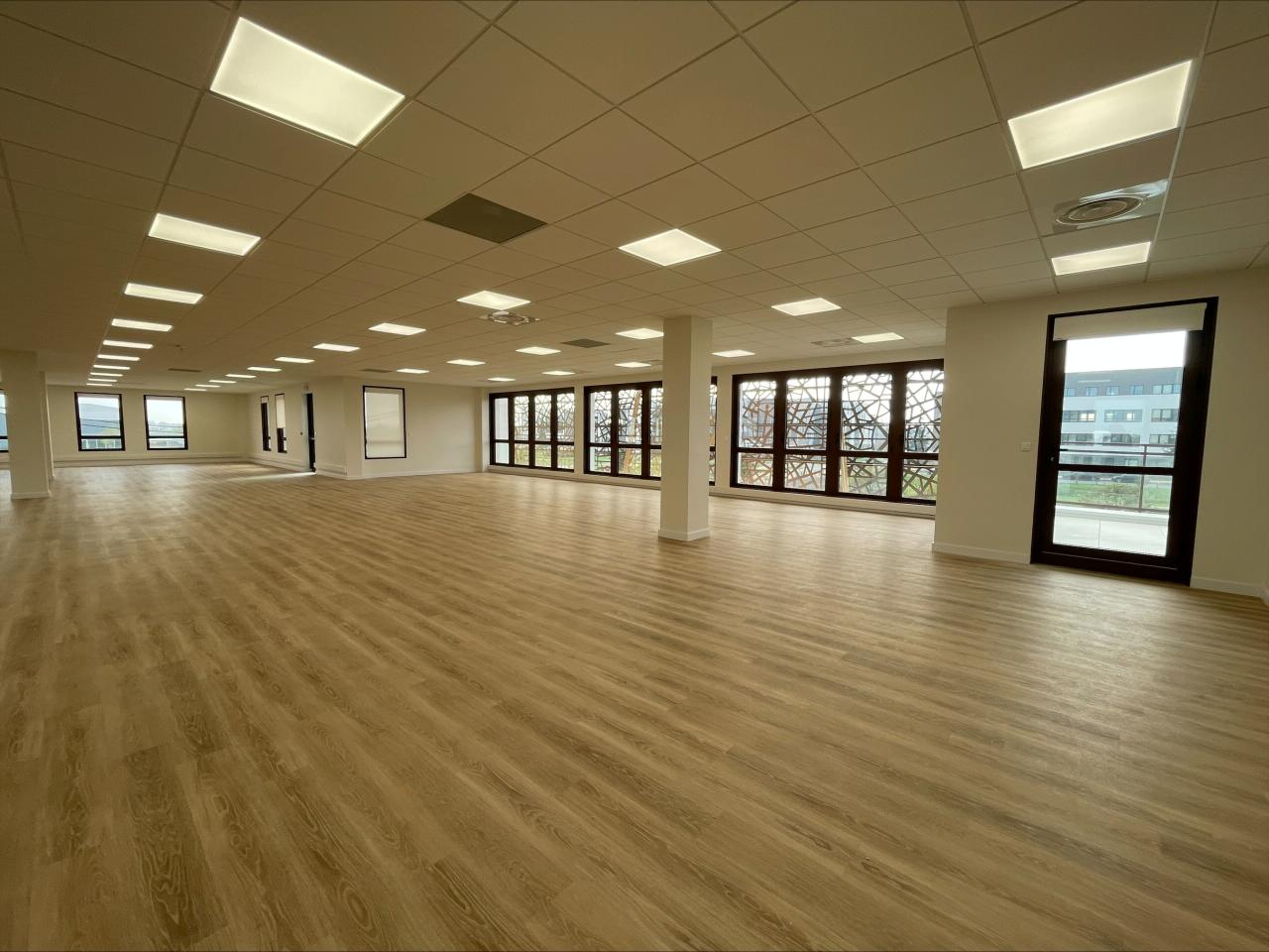 Bureau Genas 1493m² Location bureau Genas Rhône OLBUR2427457 3